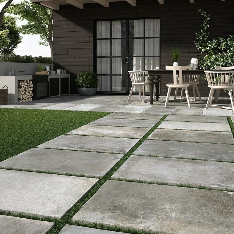 24643 montpellier cenere cm.jpg